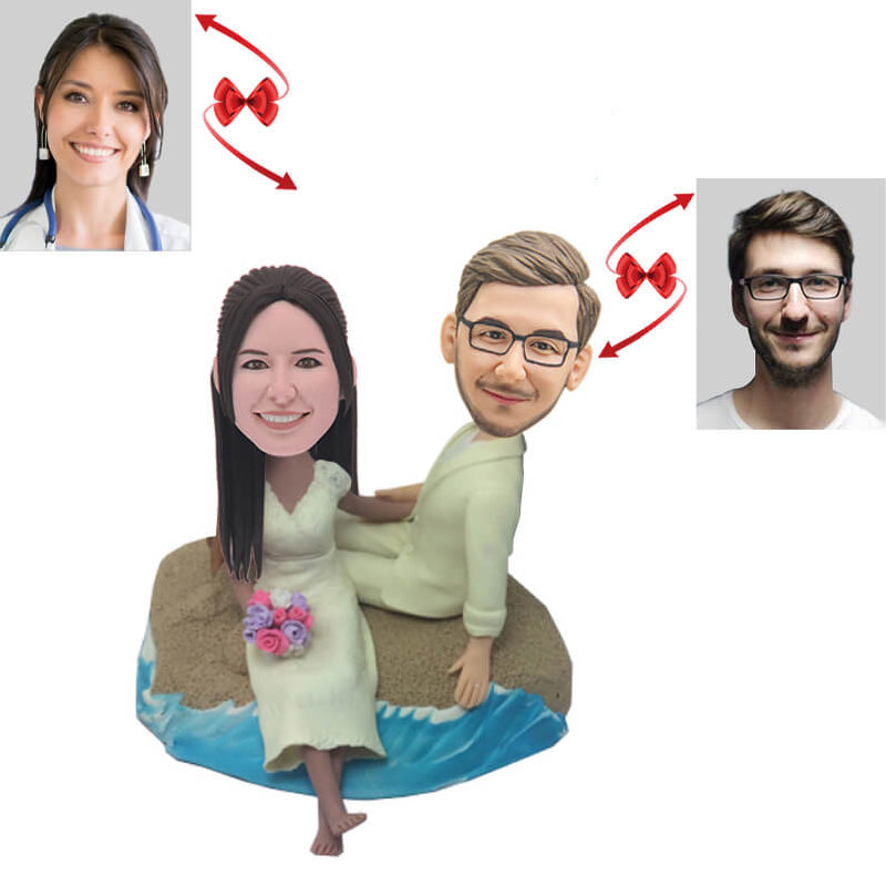 Beach Wedding Couple Custom Bobbleheads